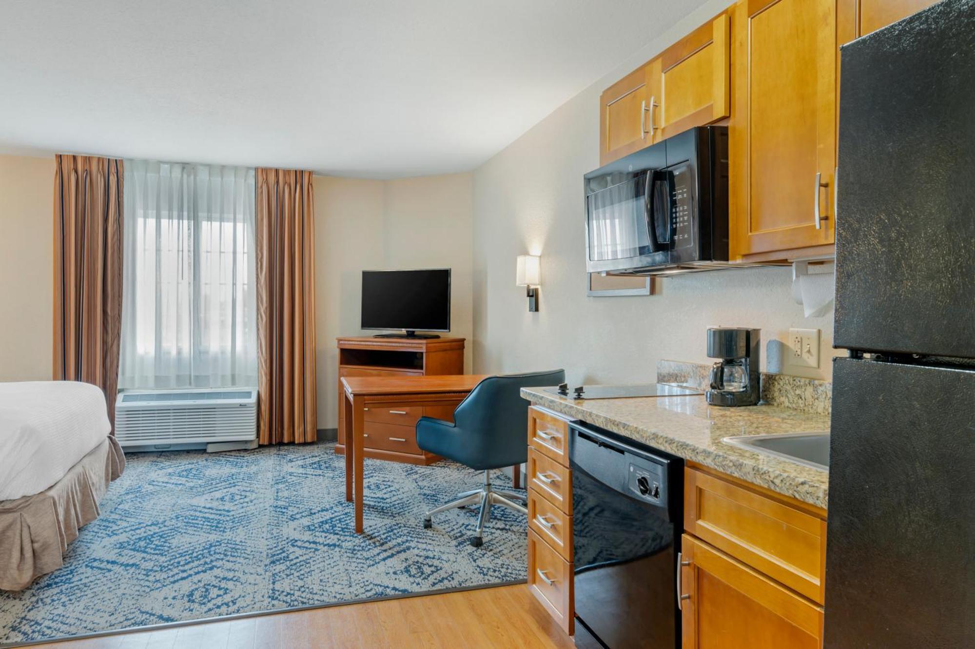 Candlewood Suites Indianapolis East By Ihg Eksteriør bilde