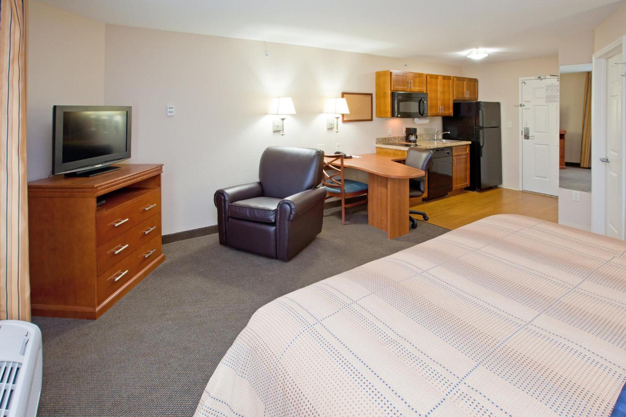 Candlewood Suites Indianapolis East By Ihg Eksteriør bilde