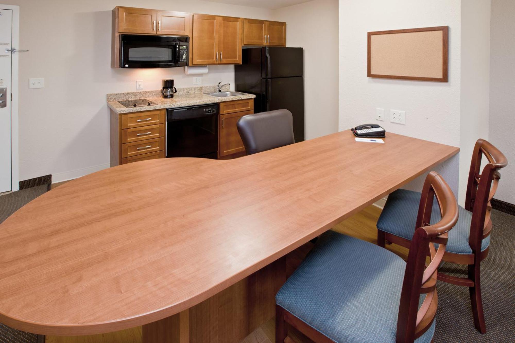 Candlewood Suites Indianapolis East By Ihg Eksteriør bilde