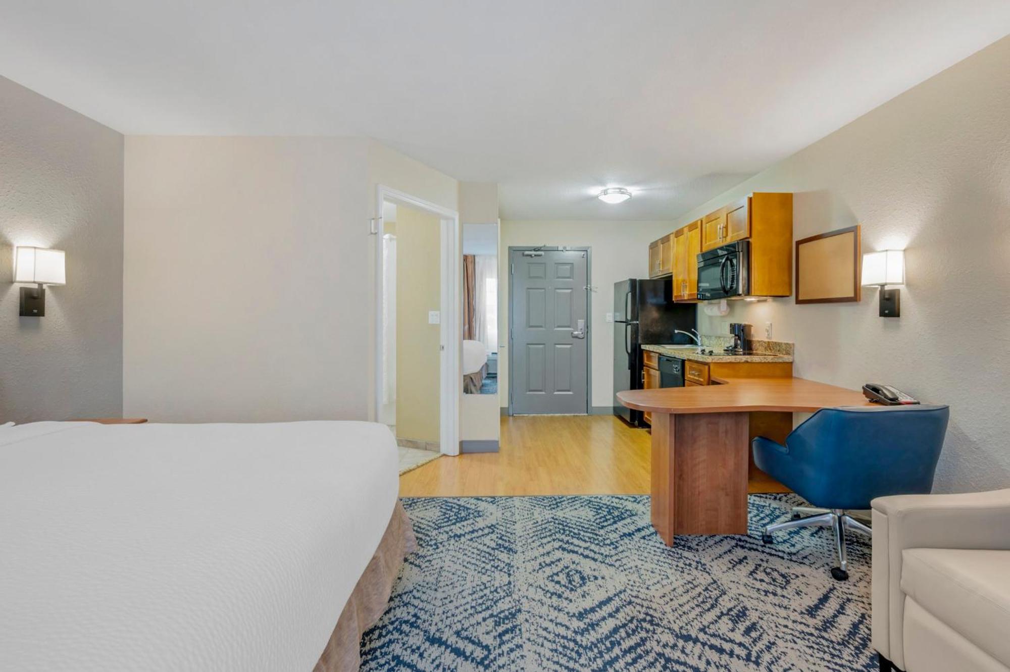 Candlewood Suites Indianapolis East By Ihg Eksteriør bilde