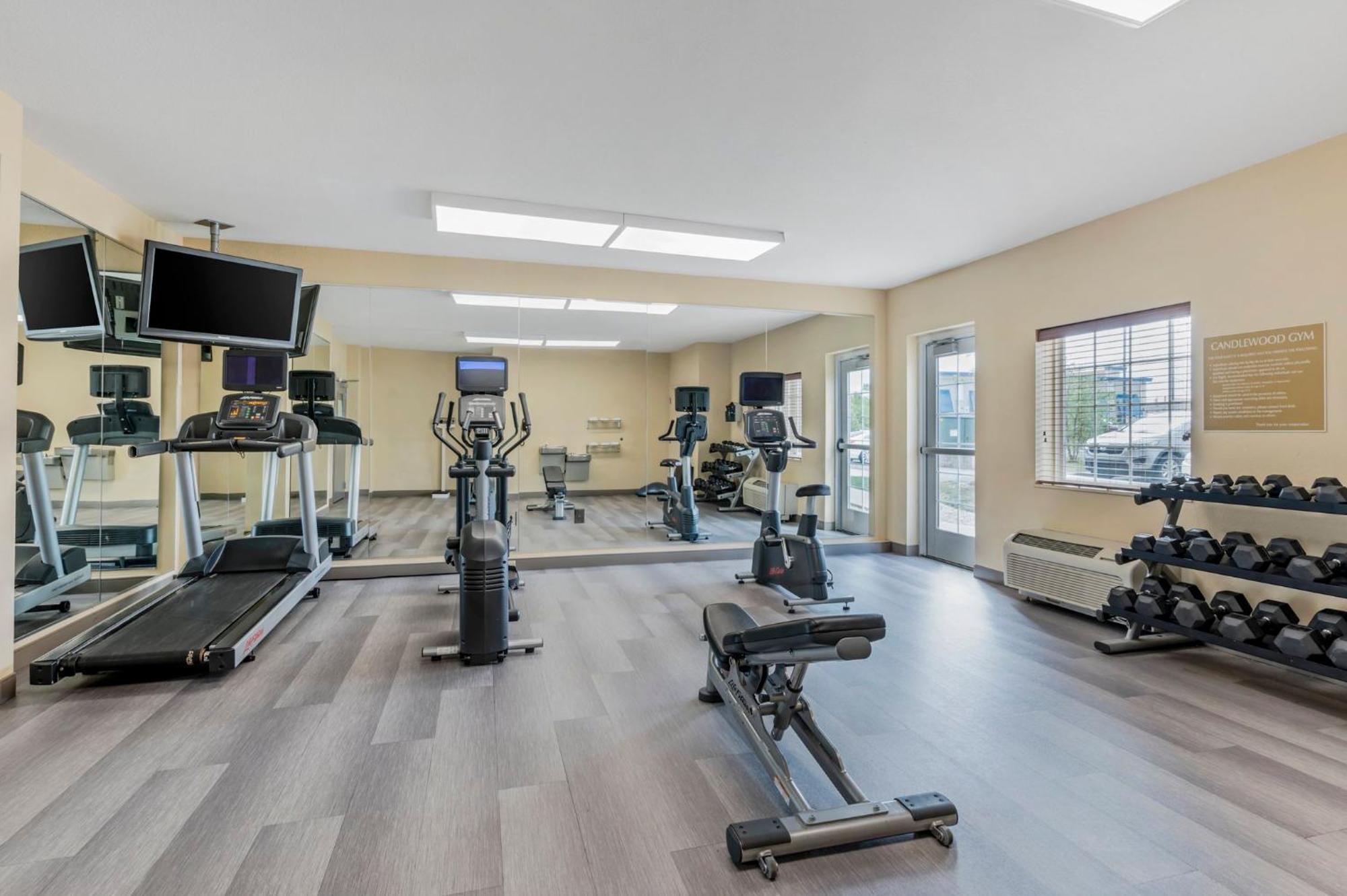 Candlewood Suites Indianapolis East By Ihg Eksteriør bilde