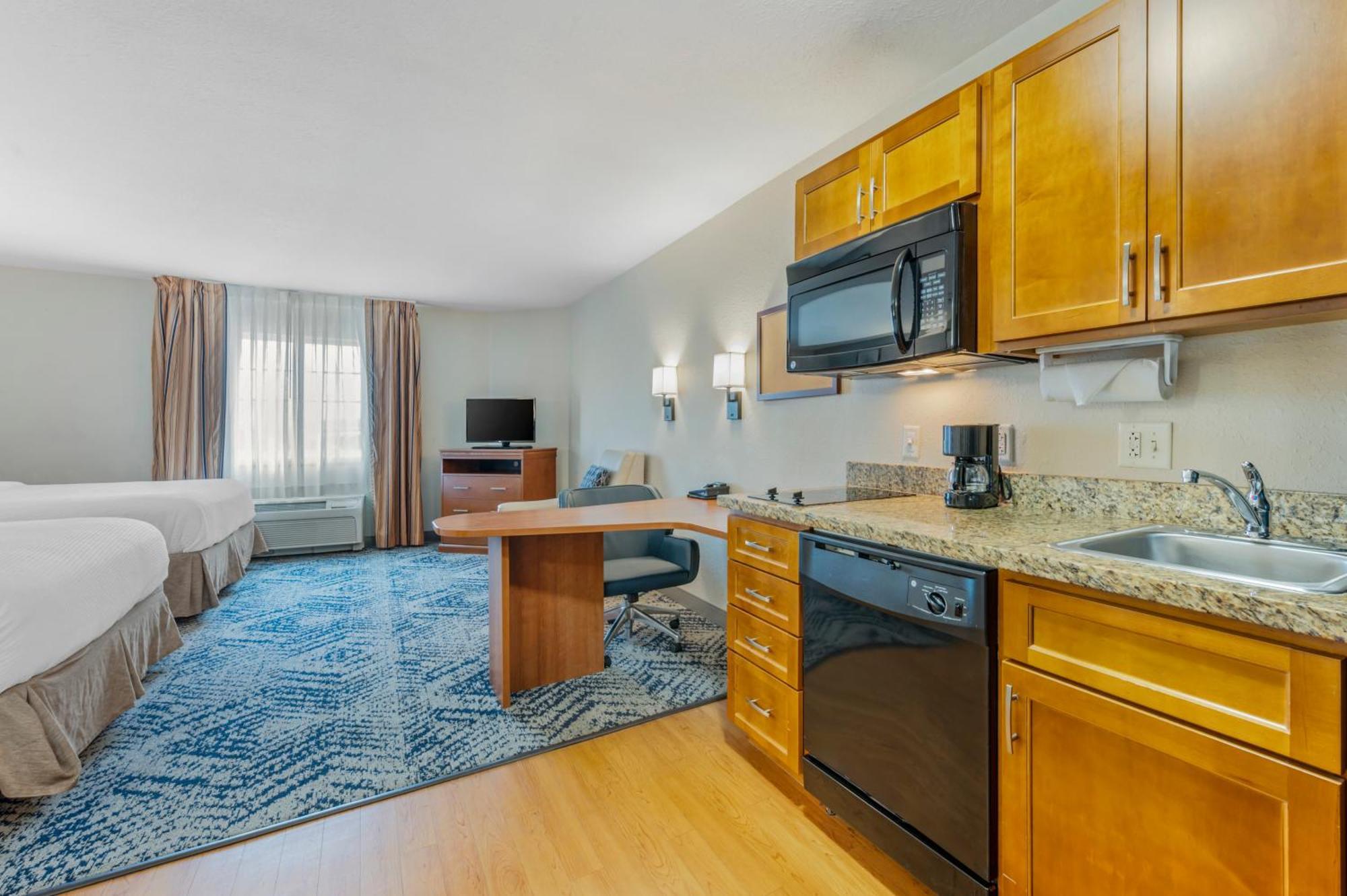 Candlewood Suites Indianapolis East By Ihg Eksteriør bilde