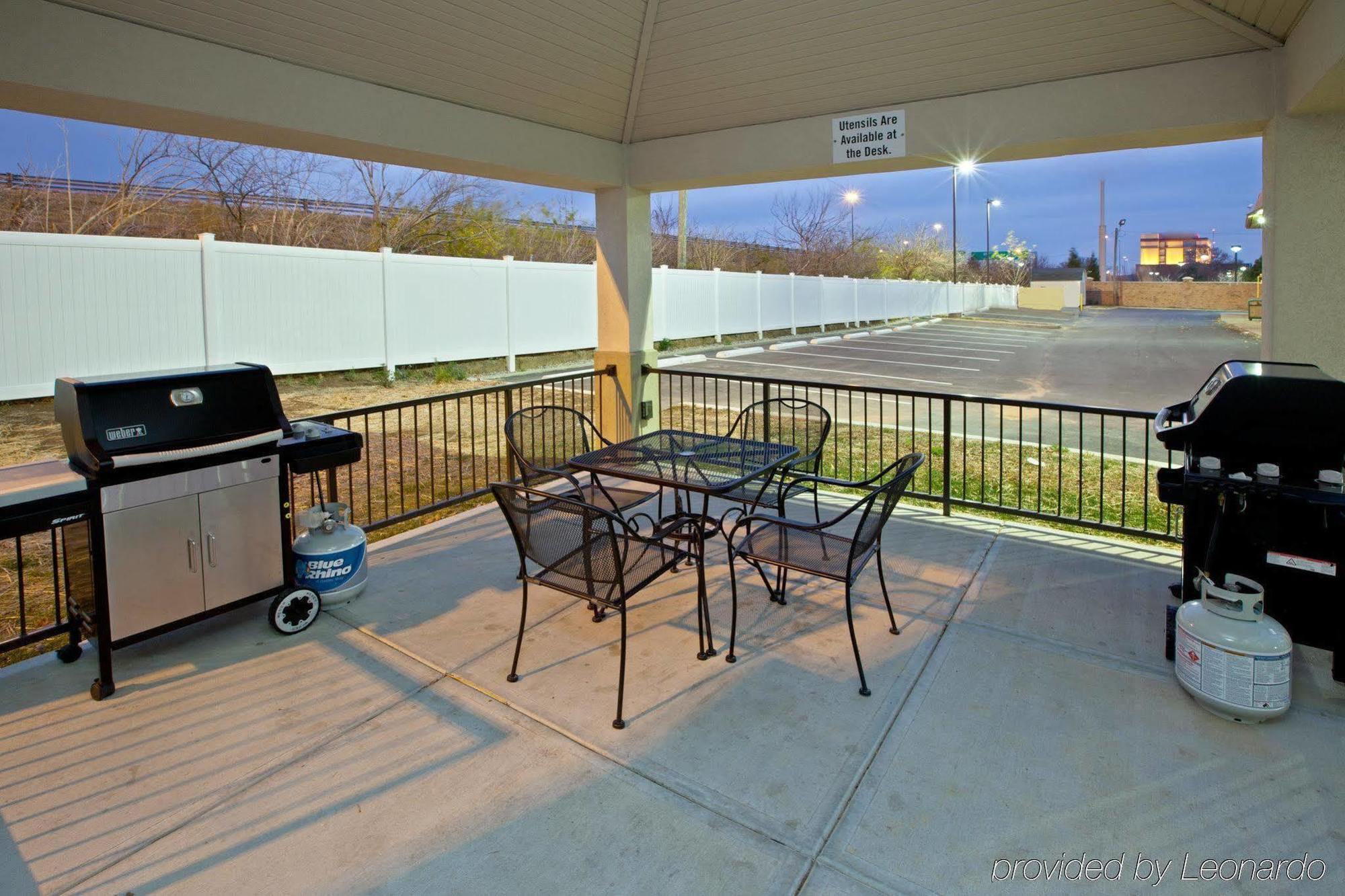 Candlewood Suites Indianapolis East By Ihg Eksteriør bilde